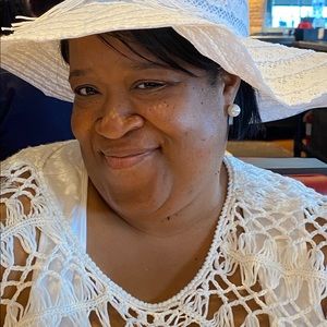 Meet your Posher, Lasonia